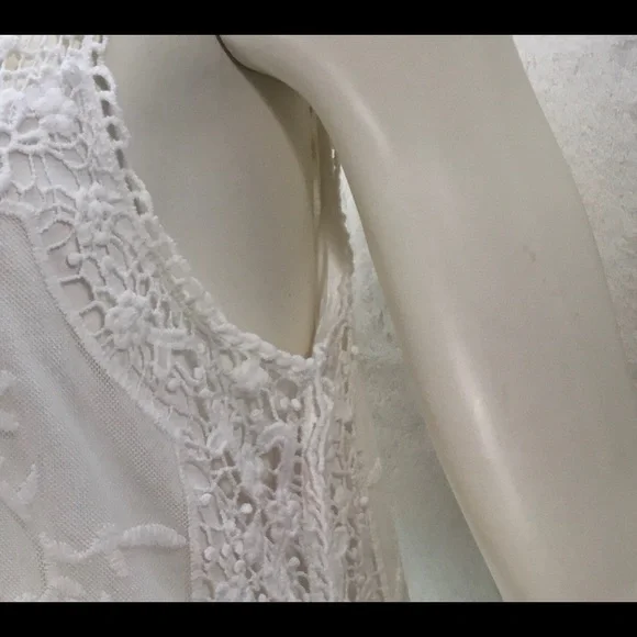 SKIES ARE BLUE WOMENS WHITE LACE & CROCHETED TOP S - Picture 6 of 13